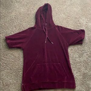 Burgundy velvet short sleeve hoodie
